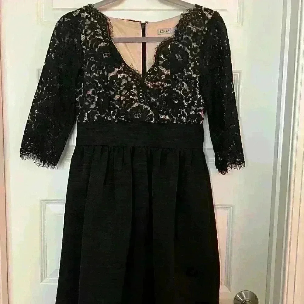 Eliza J cocktail dress - black and lace - size 2P